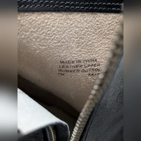 Michael Kors Elegant Black Leather Ankle Boots Size 7 - Picture 4 of 9